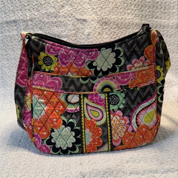 Vera‎ Bradley crossbody bag in the Ziggy Zinnia pattern